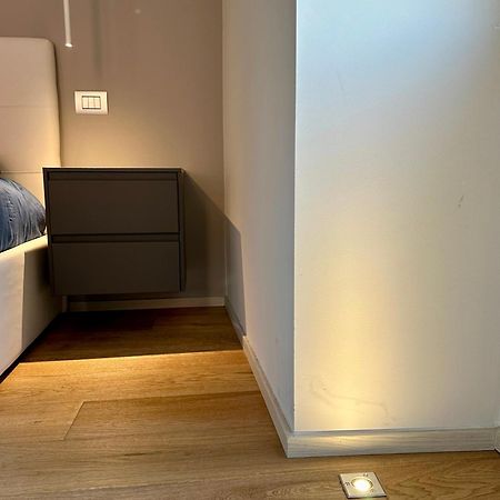 Lr Deluxe Apartments - Fondazione Prada - Metro M3 Milánó Kültér fotó