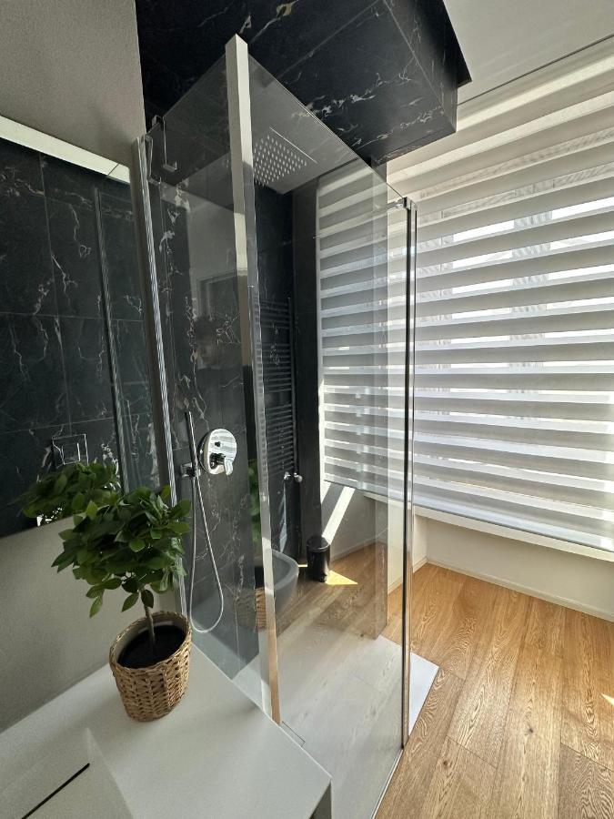 Lr Deluxe Apartments - Fondazione Prada - Metro M3 Milánó Kültér fotó