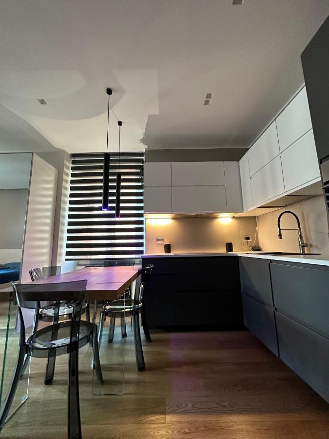 Lr Deluxe Apartments - Fondazione Prada - Metro M3 Milánó Kültér fotó